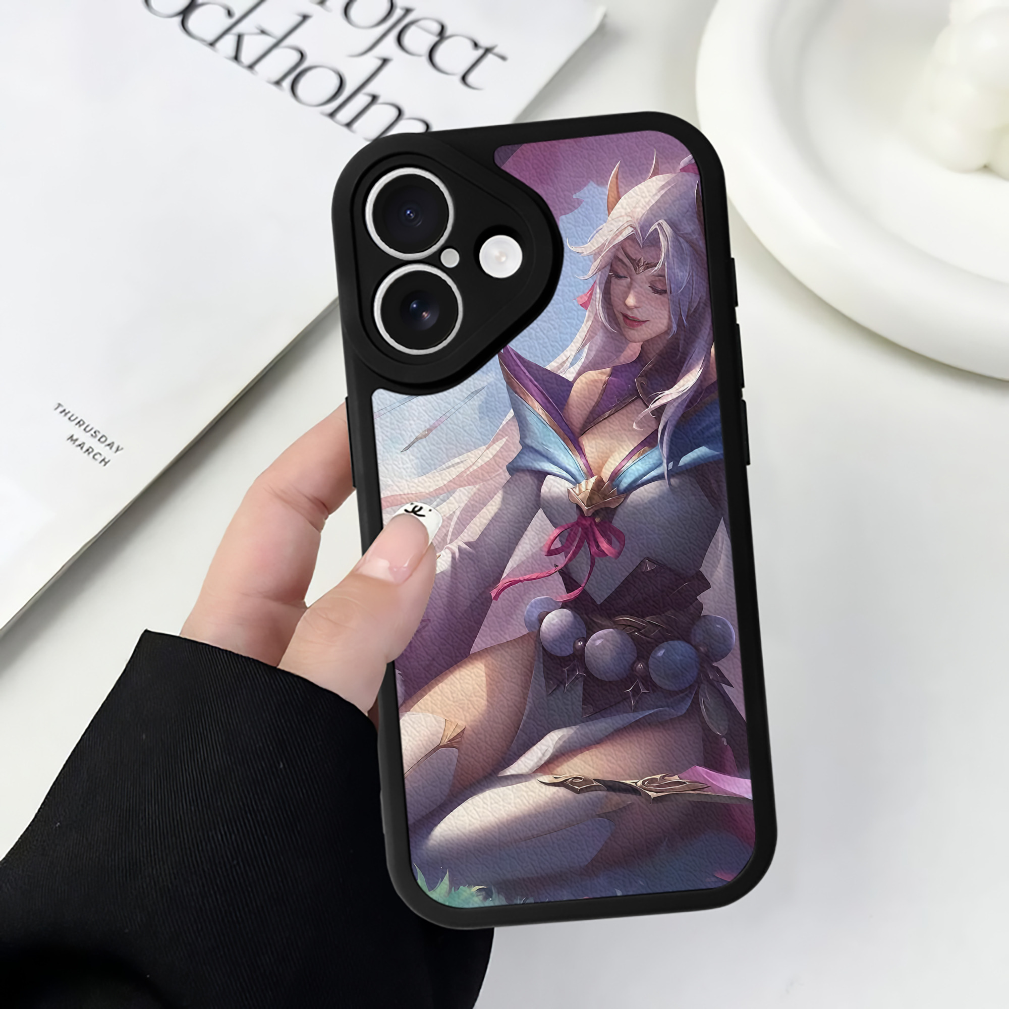 リーグ・オブ・レジェンド League of Legends LOL 【iPhone 16シリーズ対応】シリコンスマホケース（レザー調） 材質：シリコン
